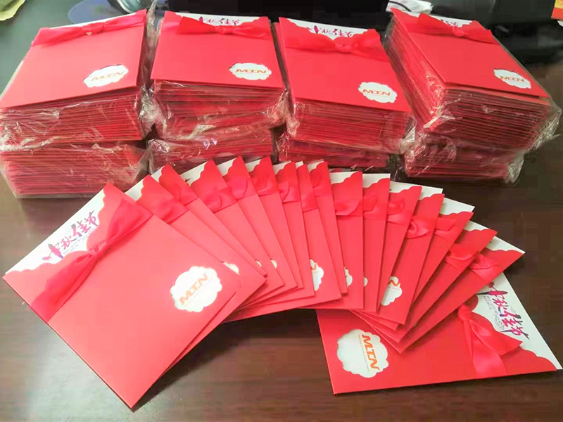 【人文關(guān)懷，月滿中秋，感謝您的家人】